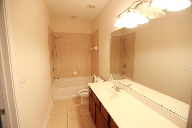 Building Photo - 4442 Rock Creek Cir