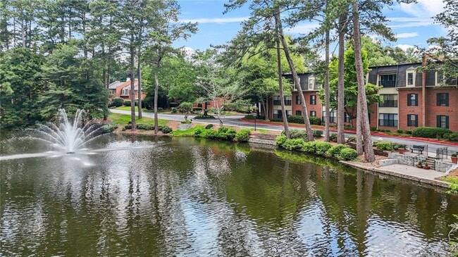 Building Photo - 27404 Plantation Dr NE