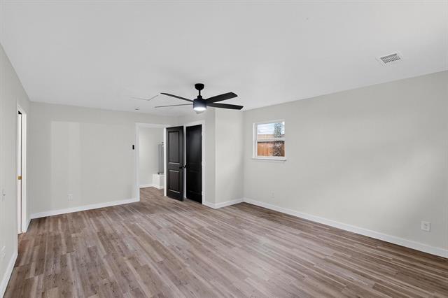 Building Photo - 1404 N Bradley St