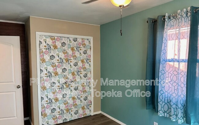 Building Photo - 5216 SW 33rd St