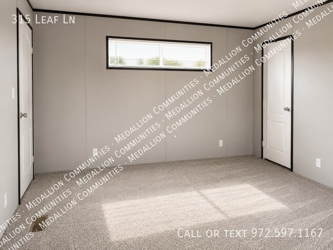 Building Photo - 315 Leaf Ln