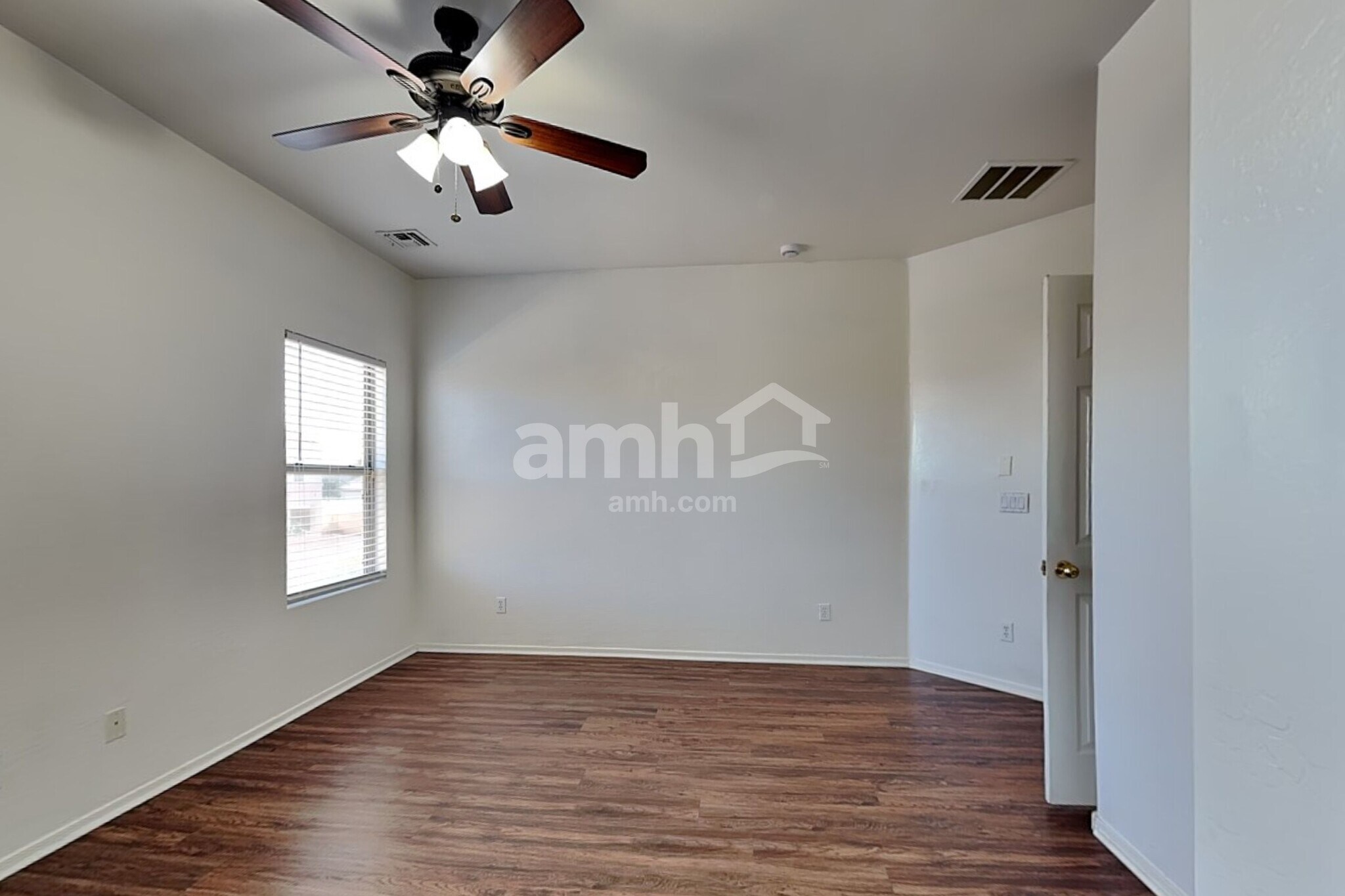 Building Photo - 17646 W Bridger St