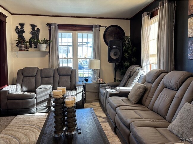 Building Photo - 204 E Bloomfield St