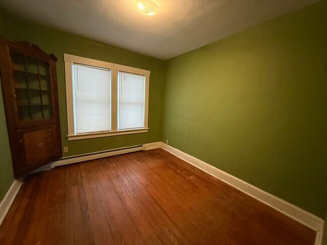 Building Photo - 173 Princeton Blvd