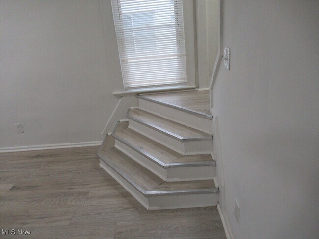 Building Photo - 4480 W 148th St