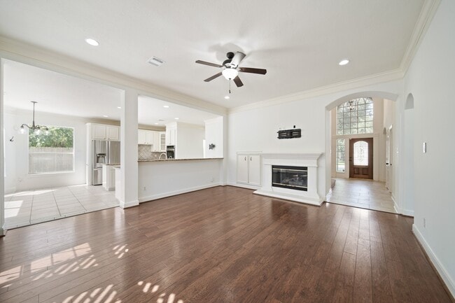 Building Photo - 5403 Indian Shores Ln