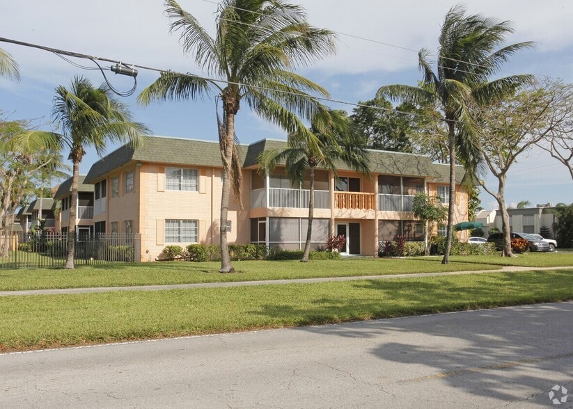 Building Photo - 760 SE 2nd Ave