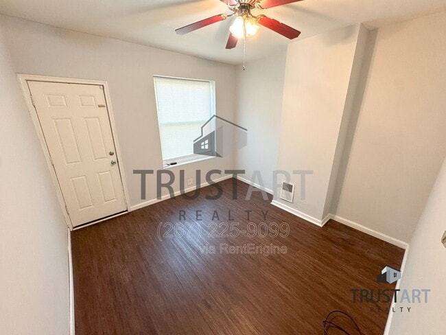 Building Photo - 2629 N Palethorp St