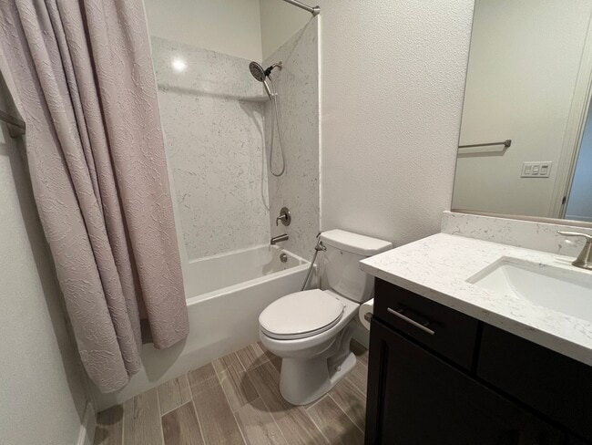 Building Photo - Beautiful Home With Large Primary Suite, Multiple Living Rooms, and more!