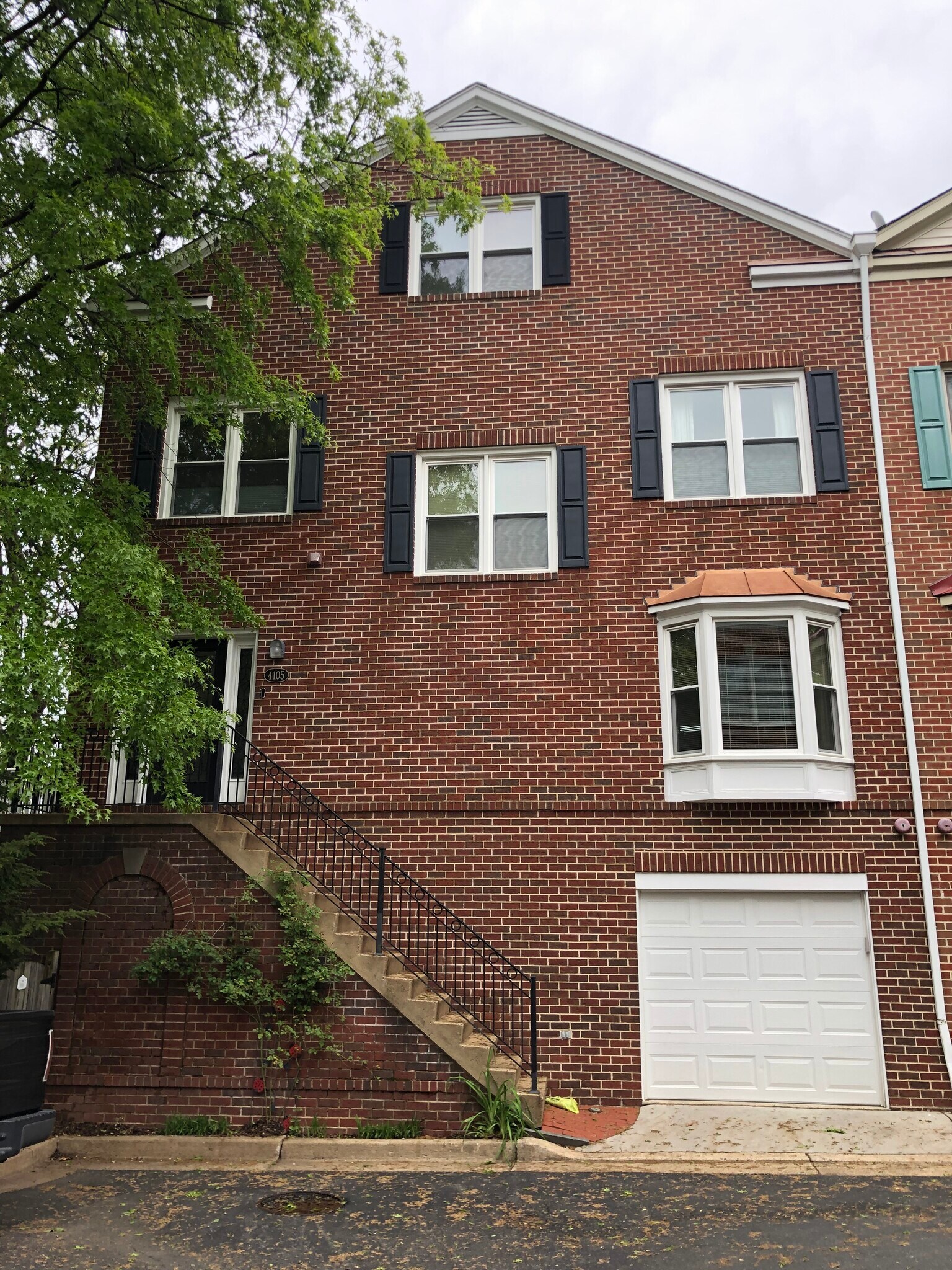 Building Photo - 4105 Cherry Hill Rd