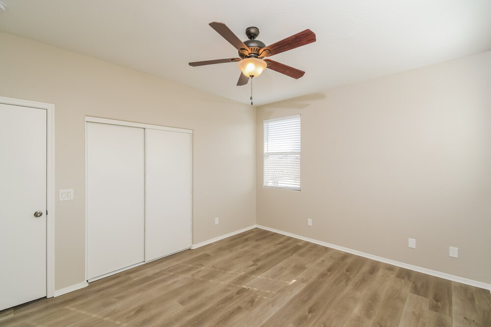 Building Photo - 10498 E Aster Ln