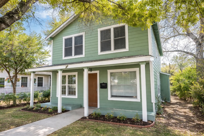 Building Photo - 342 Vine St