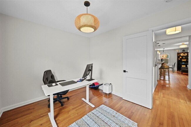 Building Photo - 2519 Emma Cir