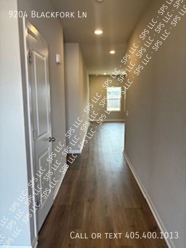 Building Photo - 9204 Blackfork Ln