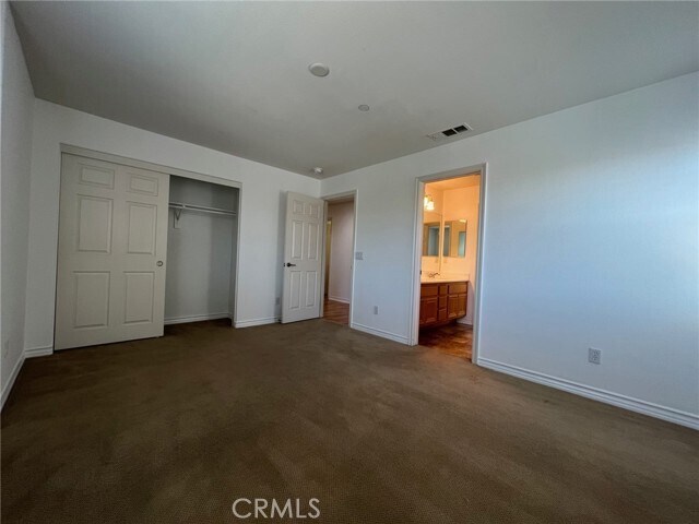 Building Photo - 15688 Portenza Dr