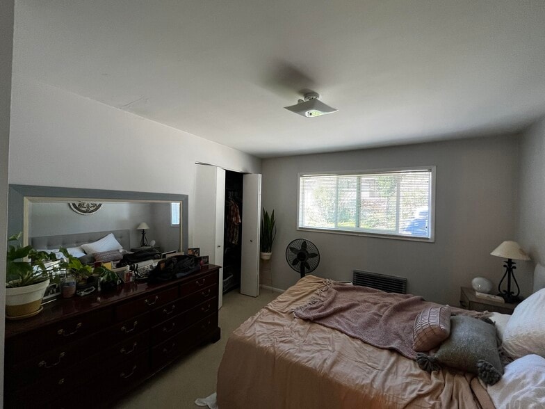 Building Photo - 509 N Bowdoin Pl