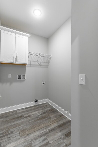 Building Photo - 5012 Oop Rd