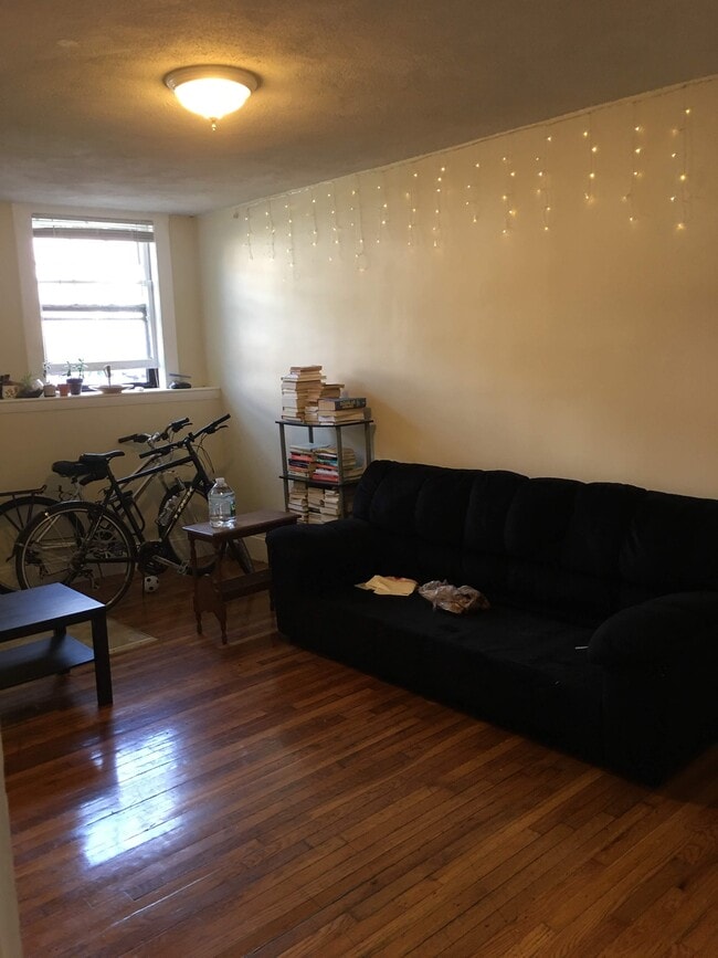 Primary Photo - 110 Lanark Rd