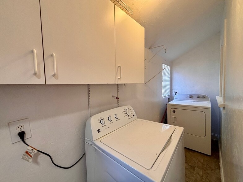 Building Photo - 1941 Chestnut St