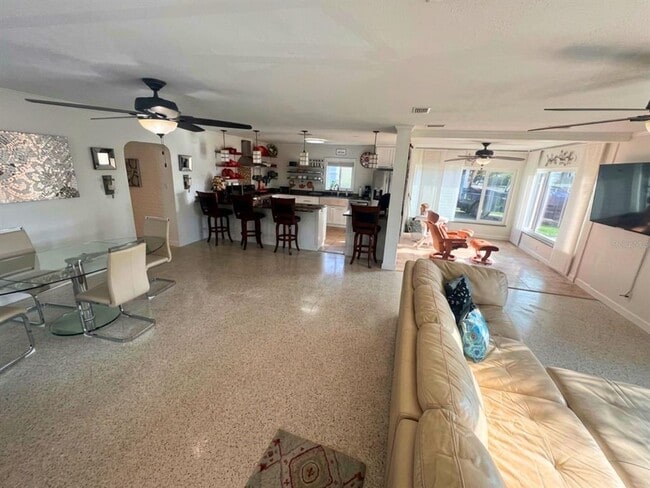 Building Photo - 3111 W Maritana Dr