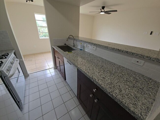 Building Photo - 15340 SW 106th Terrace