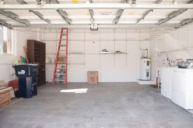 Building Photo - 8464 SW 138th St