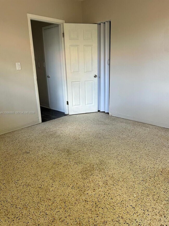 Building Photo - 1743 NW 15th St