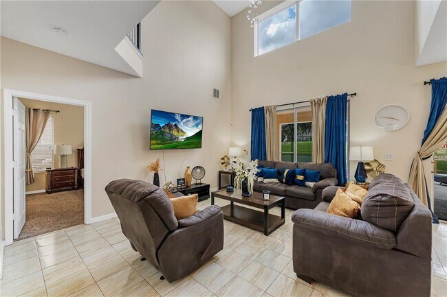 Building Photo - 2736 Lido Key Dr