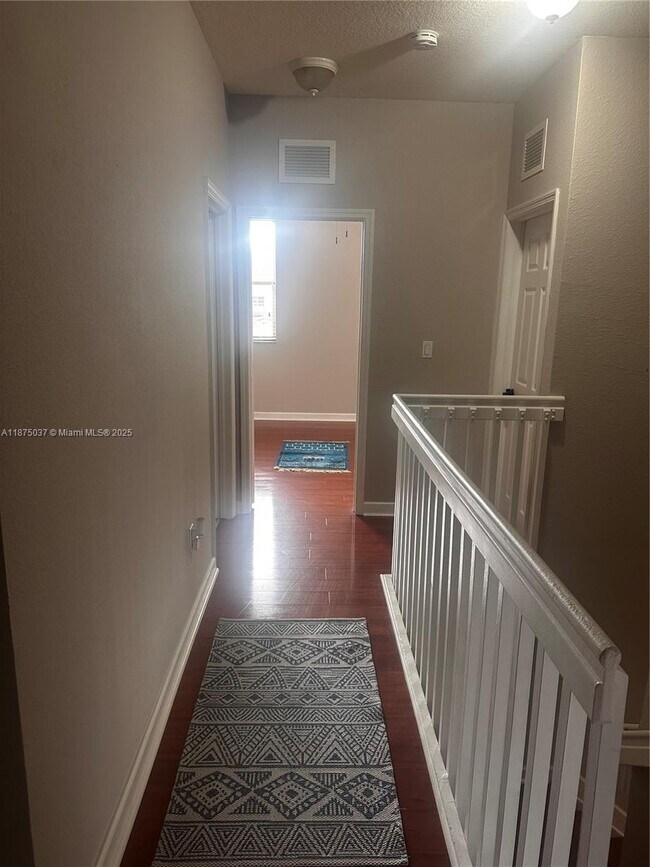 Building Photo - 10865 NW 84th St