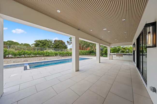 Building Photo - 151 Eden Ridge Ln