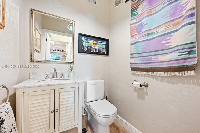 Building Photo - 3308 NE 16th Pl