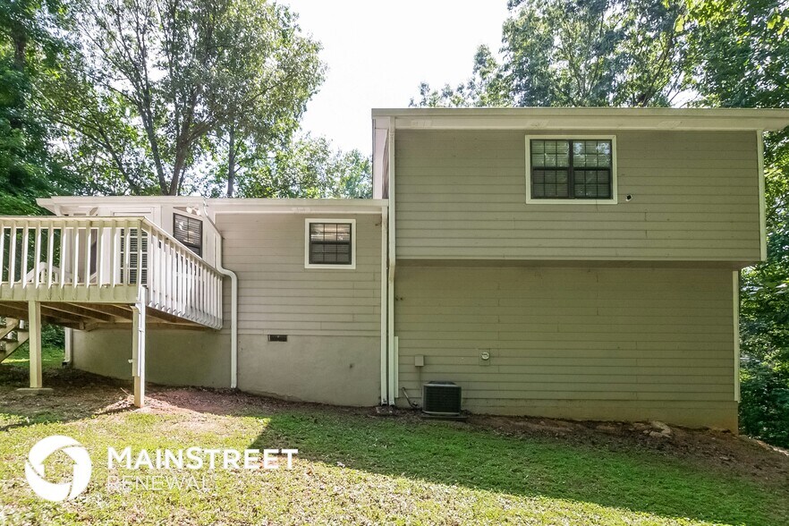 Building Photo - 281 Bakers Bridge Cir