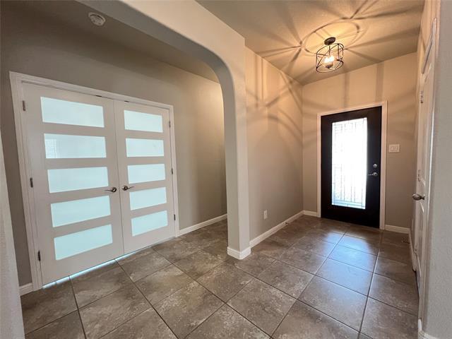 Building Photo - 1512 Bunting Dr