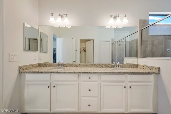 Building Photo - 14498 Cantabria Dr