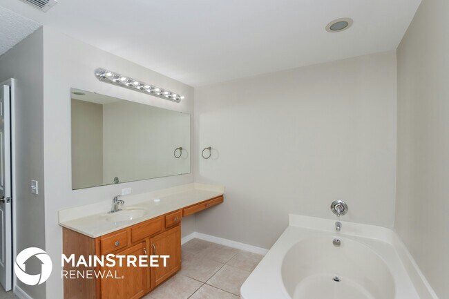 Building Photo - 597 Breakwater Terrace