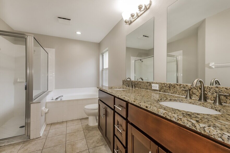 Building Photo - 1443 Scotch Pine Dr