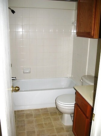 Building Photo - 311 Creek St