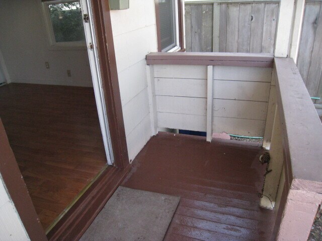 Building Photo - 5810 San Diego St