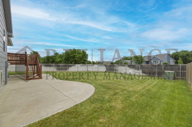 Building Photo - 1726 Black Oak Ct