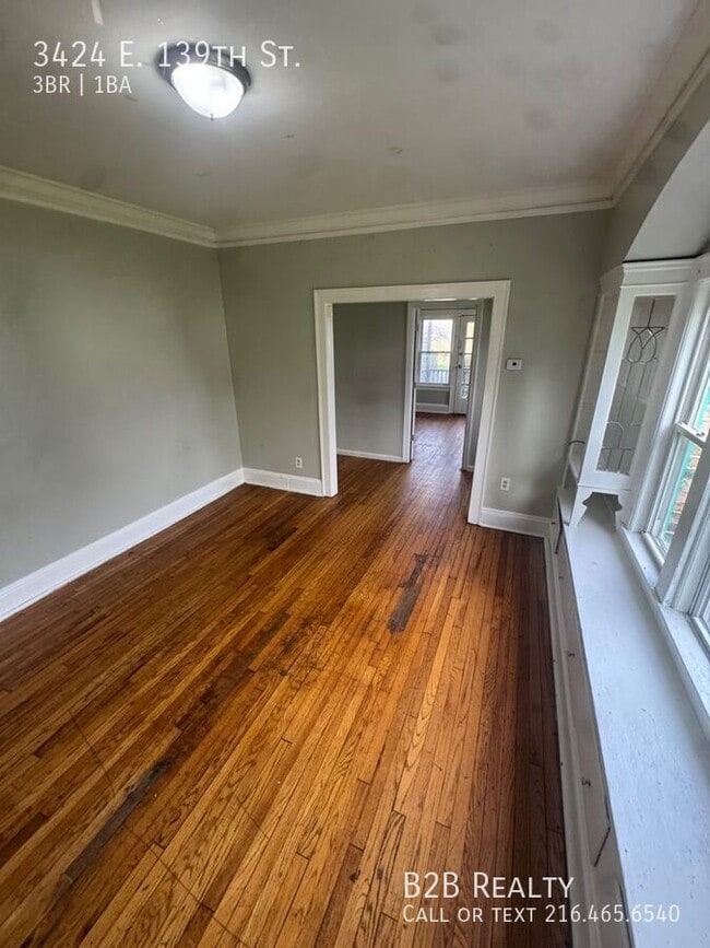 Building Photo - 3424 E 139th St