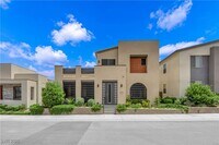 Building Photo - 2518 Veronella St