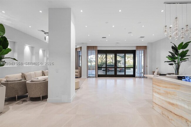 Building Photo - 3640 Yacht Club Dr