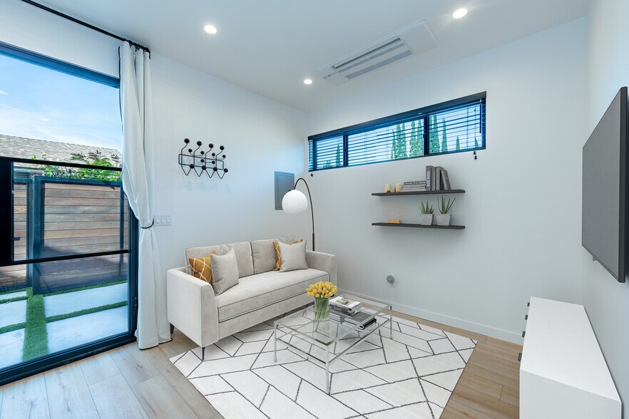 Building Photo - 18740 Merridy St