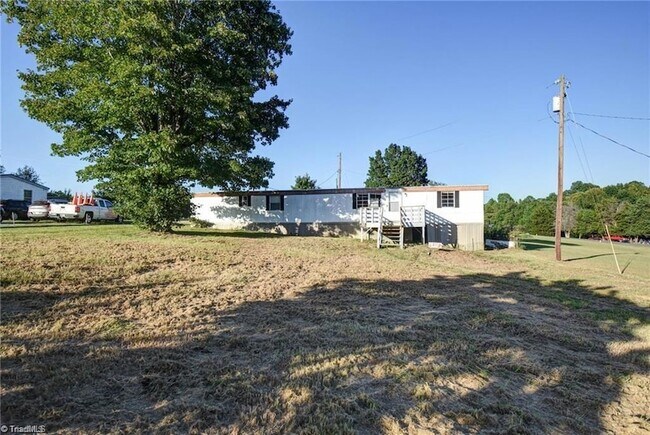 Building Photo - 5626 Spainhour St