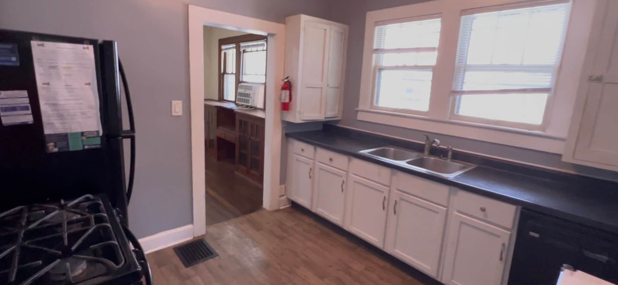 Building Photo - 315 E Smith Ave