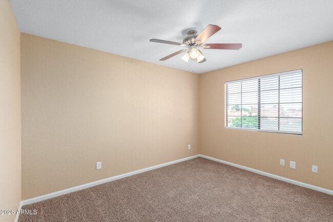 Building Photo - 6121 E Saddleback St