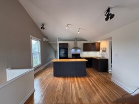 Building Photo - 401 Fairfield Ave