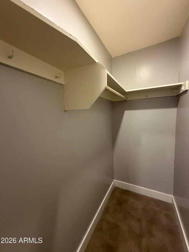 Building Photo - 1833 E Harvard St