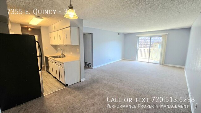 Building Photo - Beautiful 2-bedroom, 1.5-bathroom condo