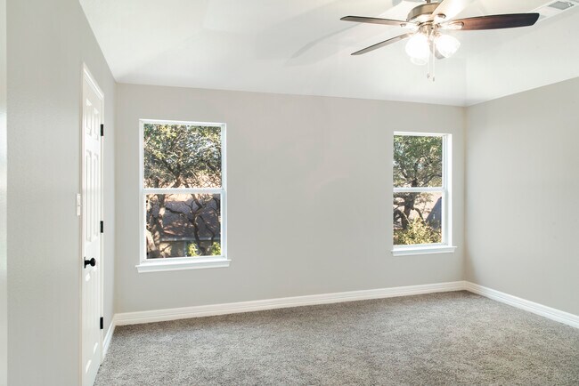 Building Photo - 20514 Tree Meadow